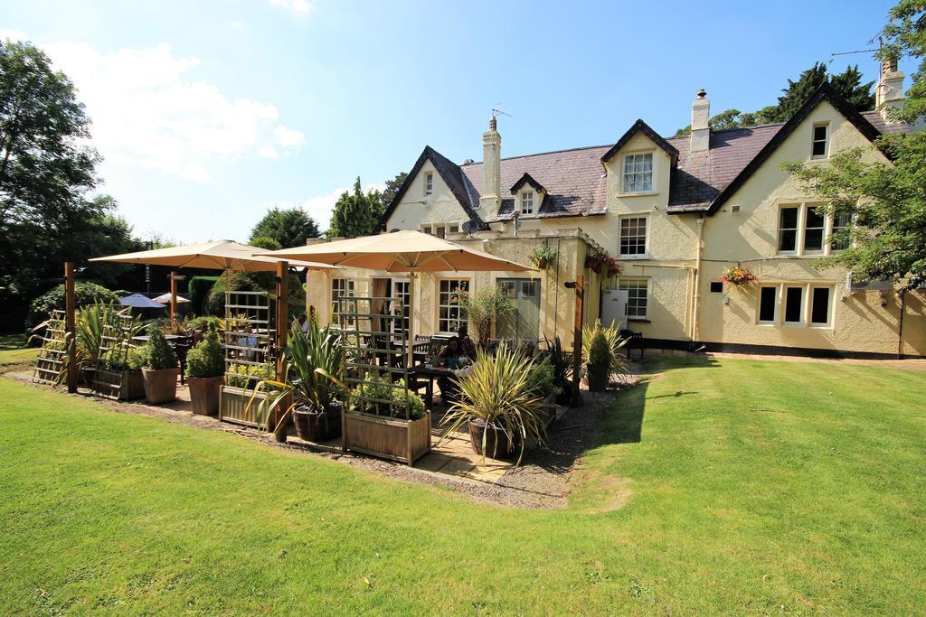 Plas Derwen Hotel Abergavenny Buitenkant foto