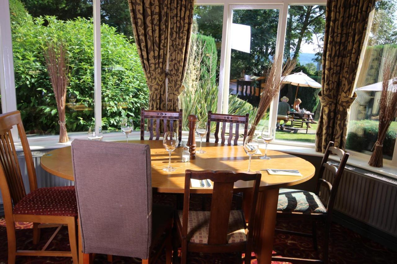 Plas Derwen Hotel Abergavenny Buitenkant foto