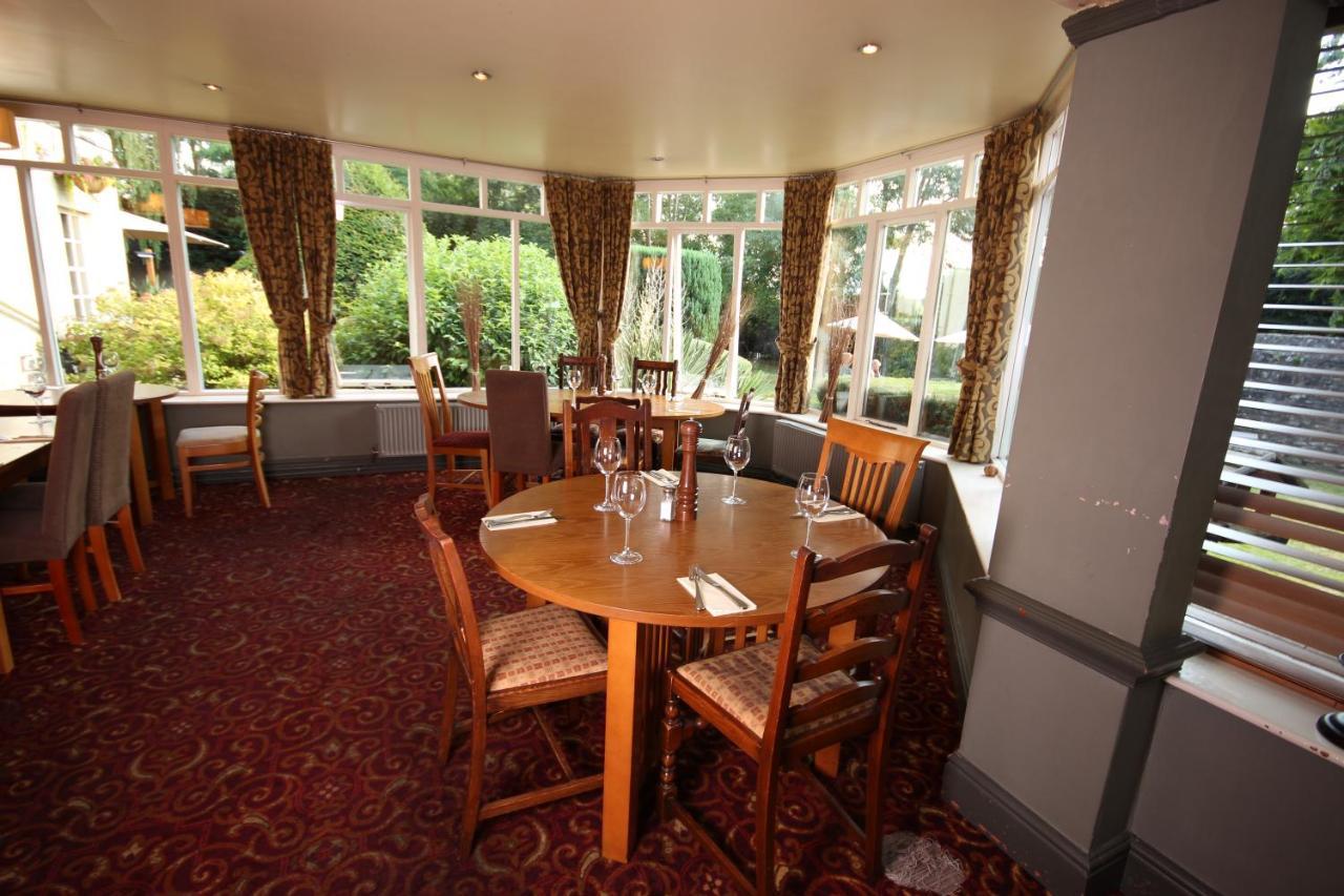 Plas Derwen Hotel Abergavenny Buitenkant foto